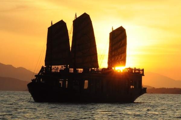 Vịnh Lan Hạ - Serenity Premium Cruise 2